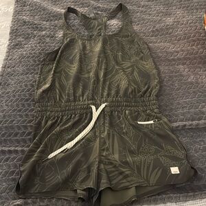 Vuori tropical romper size large